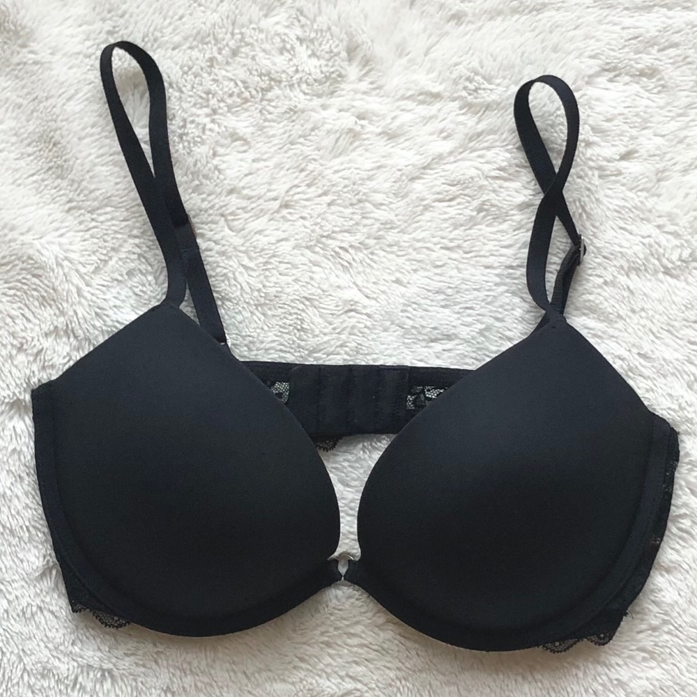 Classic 32D Black Push-up Bra